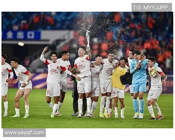 李铁：中超联赛将推动中国足球发展，继续引进知名球星助力提升实力